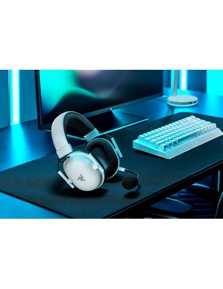 Razer BlackShark V2 Pro Auriculares Inalámbrico Diadema Juego Blanco
