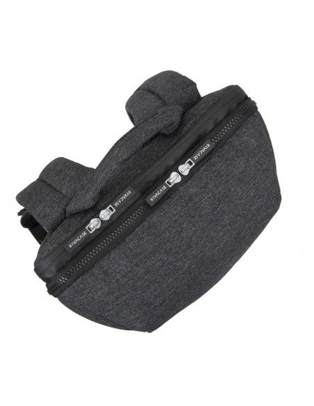 Rivacase 8861 maletines para portátil 39,6 cm (15.6") Mochila Negro