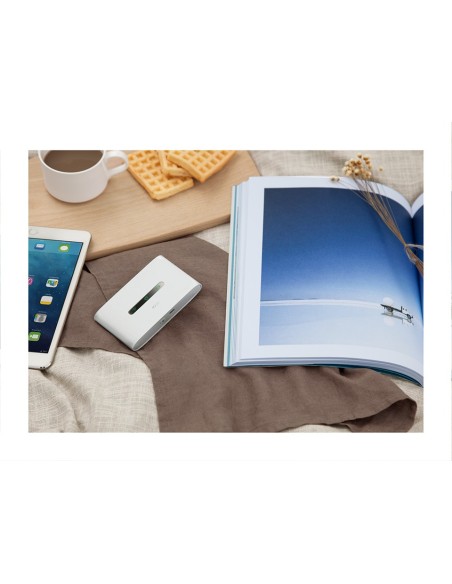 TP-LINK M7300 V3 router inalámbrico Doble banda (2,4 GHz   5 GHz) 3G 4G Blanco