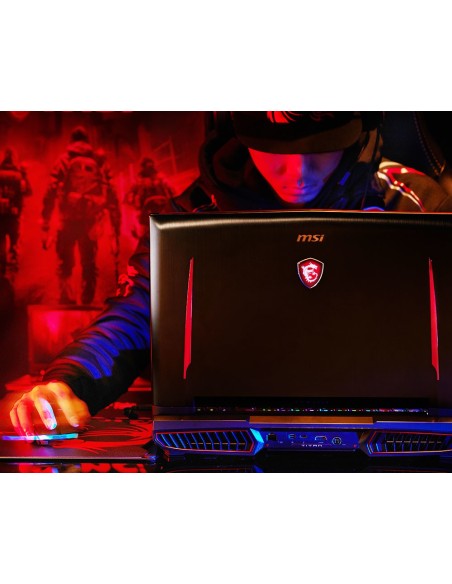 MSI Gaming GT75 Titan 9SG-286ES Portátil 43,9 cm (17.3") 3840 x 2160 Pixeles 9na generación de procesadores Intel® Core™ i9 64