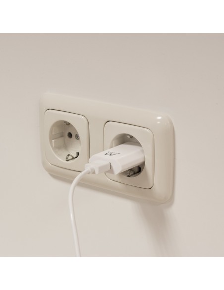 Ewent EW1222 cargador de dispositivo móvil Blanco Interior