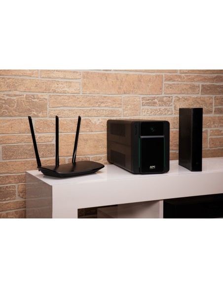 Easy UPS 2200VA 230V AVR IEC Sockets