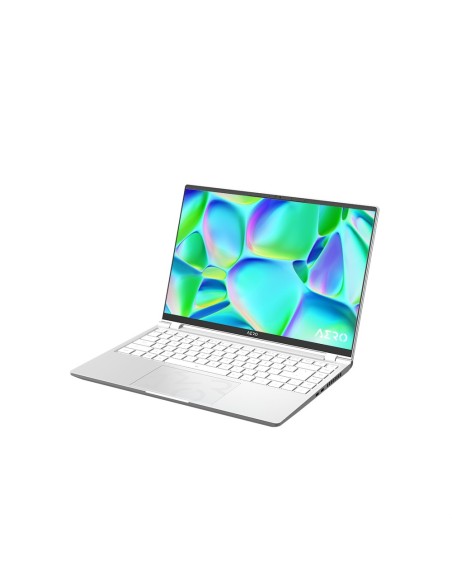 Gigabyte AERO 14 OLED 9MF-E2SESB4SH ordenador portatil Portátil 35,6 cm (14") 2.8K Intel® Core™ i5 i5-12500H 16 GB LPDDR5-SDRAM 