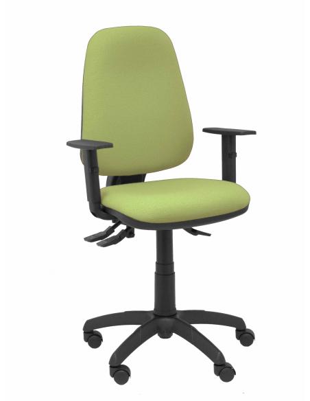 Piqueras y Crespo Silla Sierra S bali verde oliva con brazos regulables base poliamida negra