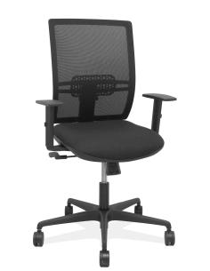 Piqueras y Crespo Silla Yunquera sincro malla negra bali negro brazo regulable.