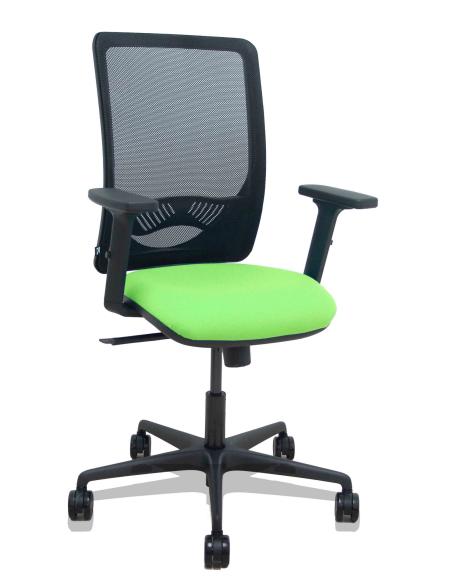Piqueras y Crespo Silla Zulema sincro malla negra asiento bali pistacho brazos 2D ruedas 65mm