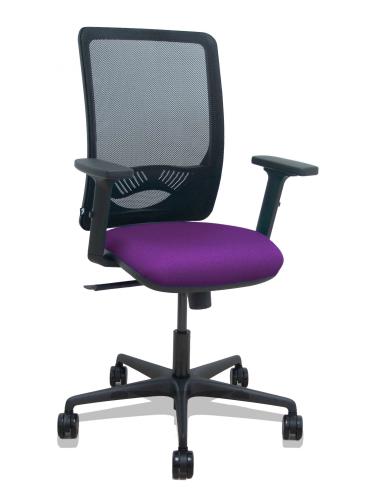 Piqueras y Crespo Silla Zulema sincro malla negra asiento bali morado brazos 2D ruedas 65mm