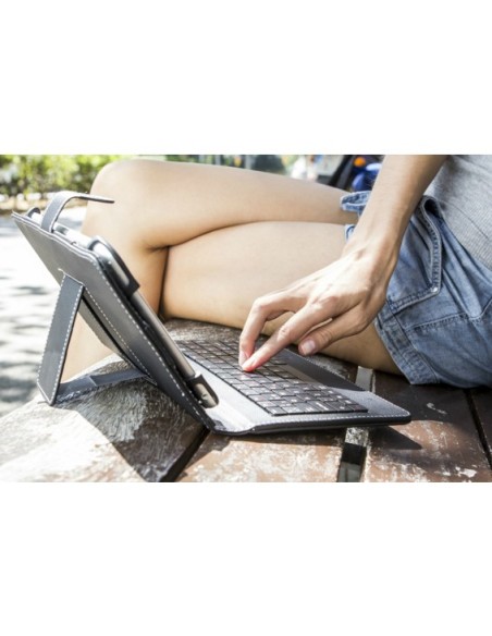 FUNDA TABLET SILVERHT UNIVERSAL CON TECLADO USB TIPO C  9 - 10.1 NEGRA 111916040199