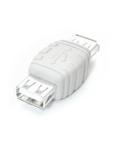 StarTech.com Adaptador Conversor Cambiador de Género Gender Changer USB A - Hembra a Hembra - Blanco