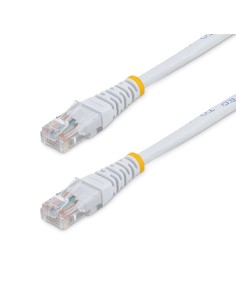 StarTech.com Cable de 15m Blanco de Red Ethernet UTP patch Cat5e RJ45 Moldeado