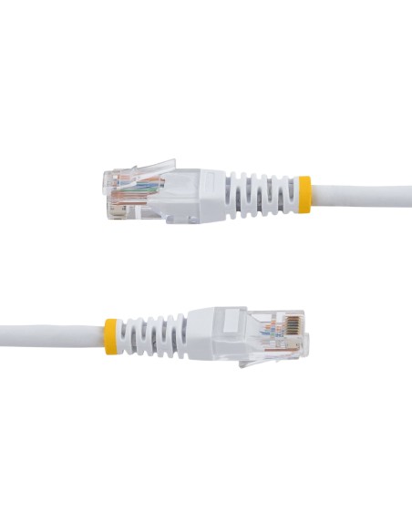 StarTech.com Cable de 15m Blanco de Red Ethernet UTP patch Cat5e RJ45 Moldeado