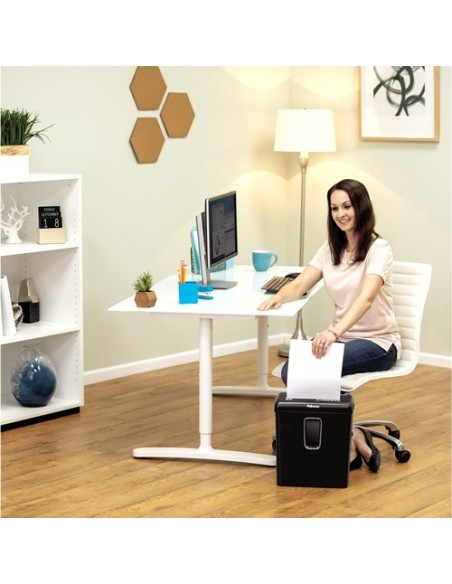 destructora fellowes p-30c corte en particulas 4x34mm hasta 6 hojas papelera 15 litros negro 6008101