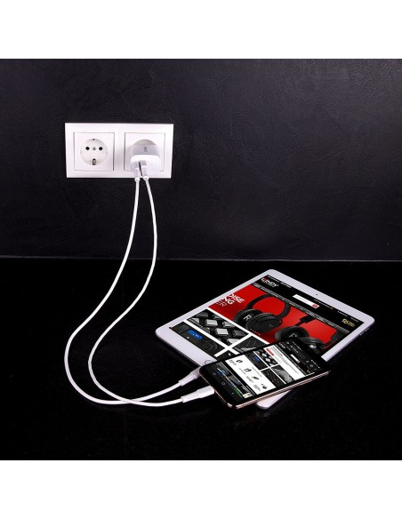 Lindy 73413 cargador de dispositivo móvil Universal Blanco Corriente alterna Carga rápida Interior