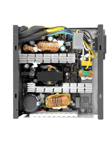 Thermaltake TRS-700AH2NK unidad de fuente de alimentación 700 W 20+4 pin ATX ATX Negro