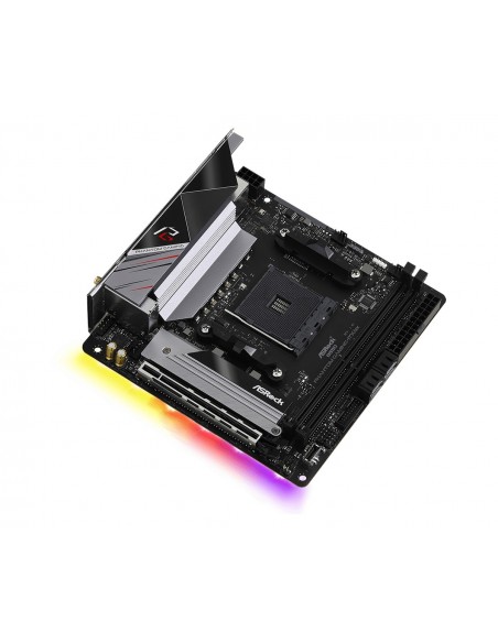 Asrock B550 Phantom Gaming-ITX a AMD B550 Zócalo AM4 mini ITX