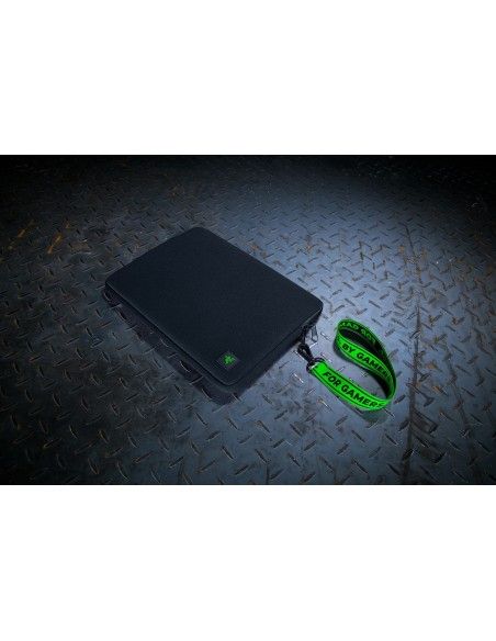Razer RC21-01440100-R3M1 maletines para portátil 33,8 cm (13.3") Funda Negro